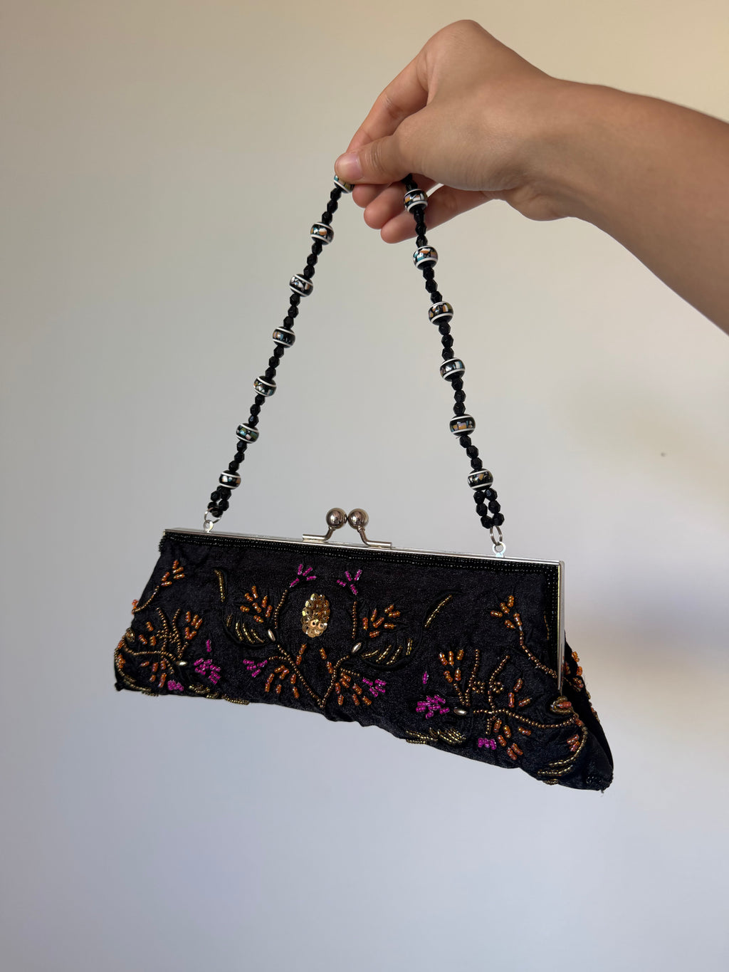 Black Floral Beaded Kiss-Lock Bag