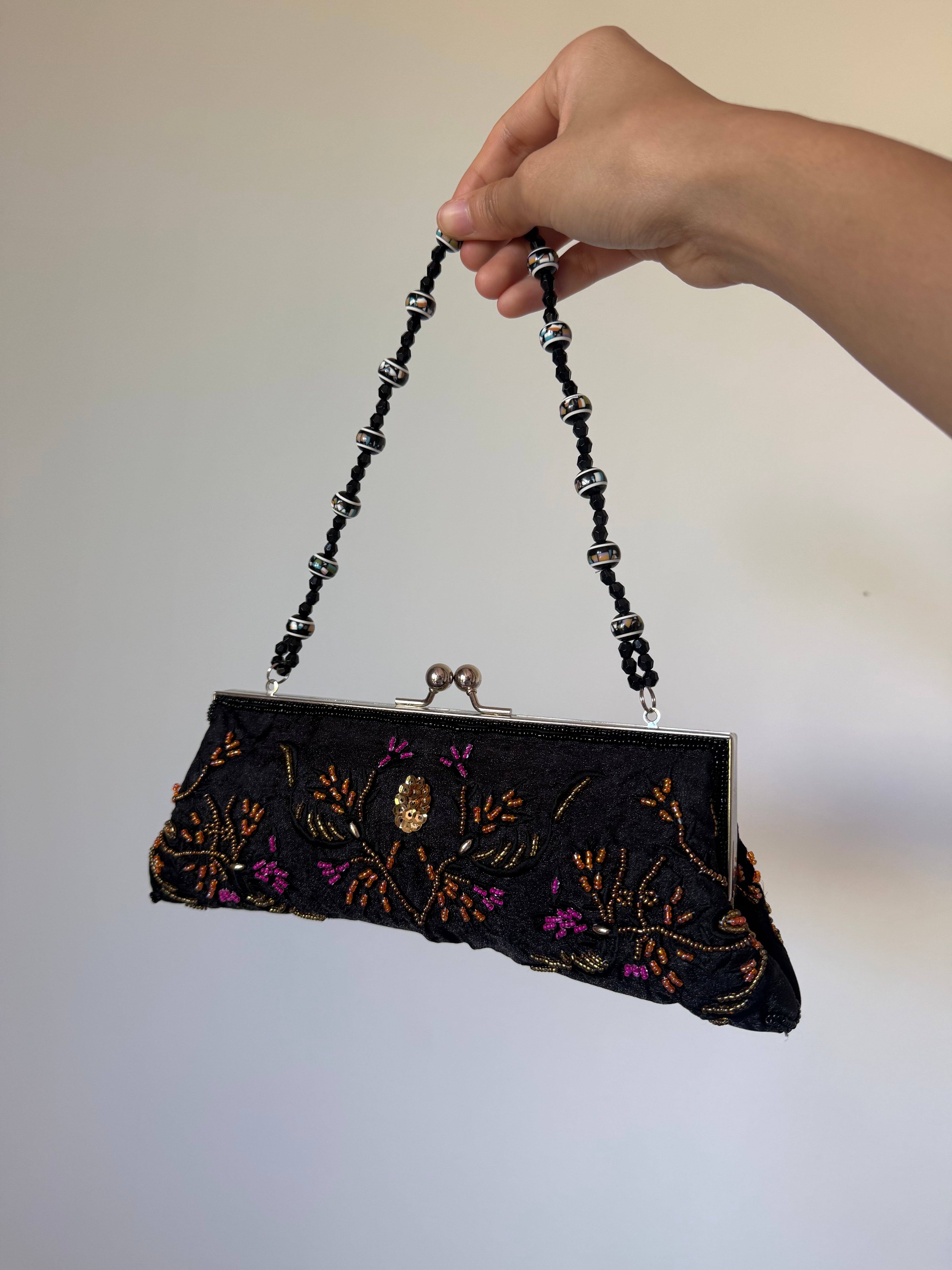Black Floral Beaded Kiss-Lock Bag